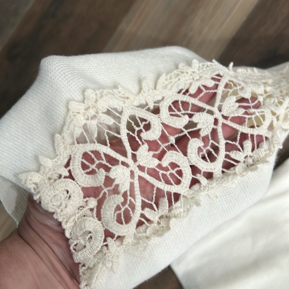 Anthropologie cream long sleeve sweater - Picture 8 of 9